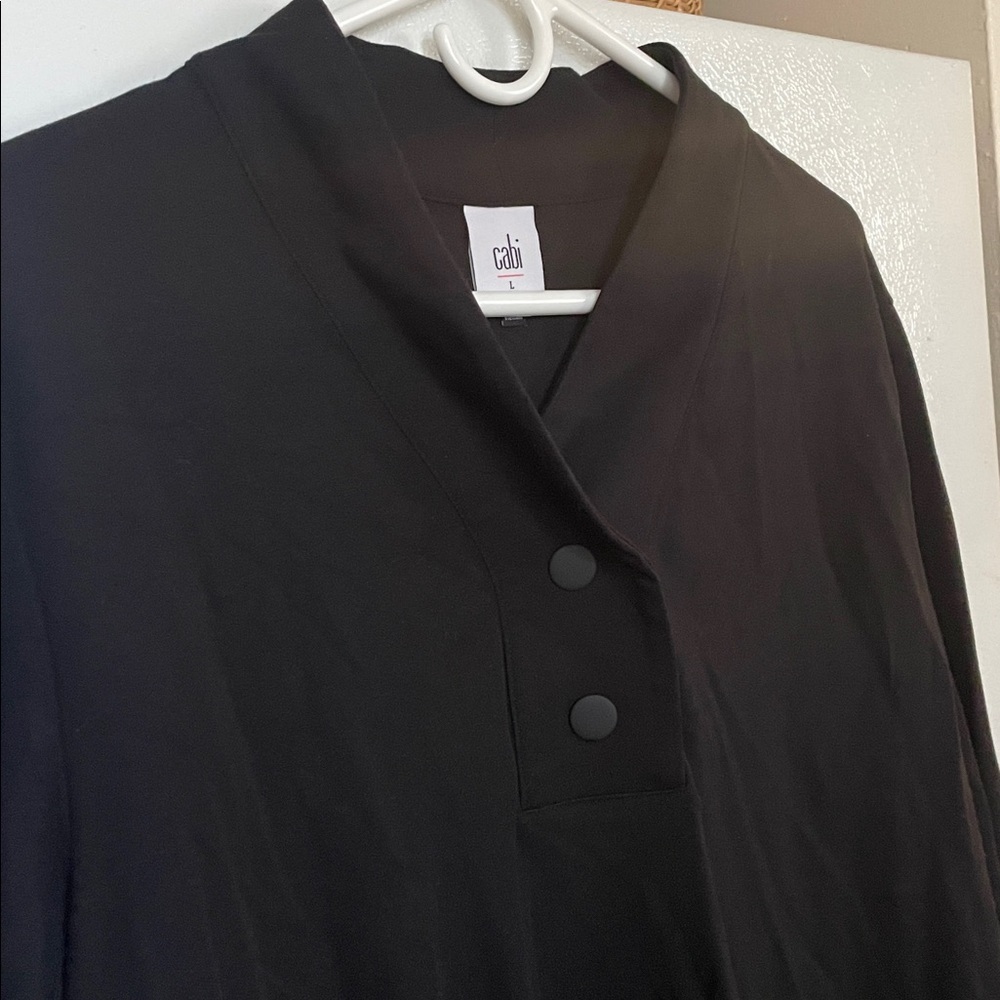 CAbi Large Black Women's Thick Longsleeve Blouse‎ - Picture 4 of 7